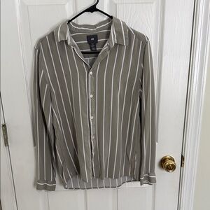 H&M Casual Olive Striped Shirt